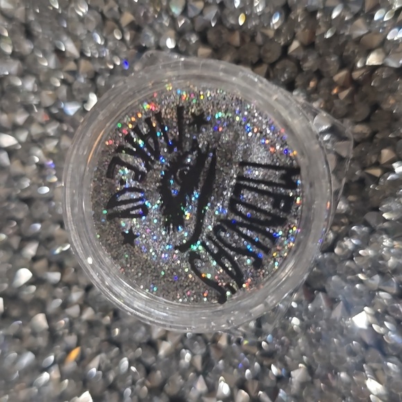 🌟 Medusa Makeup Silver Glitter Gel Pot NWT - Picture 6 of 7